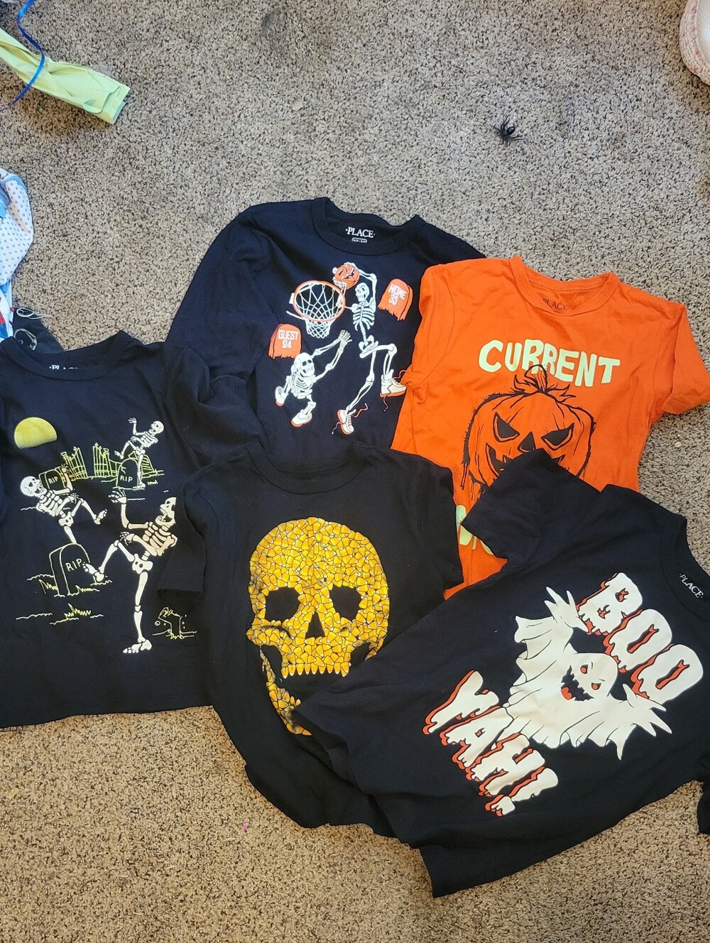5 Boys Halloween Shirts sz 5/6